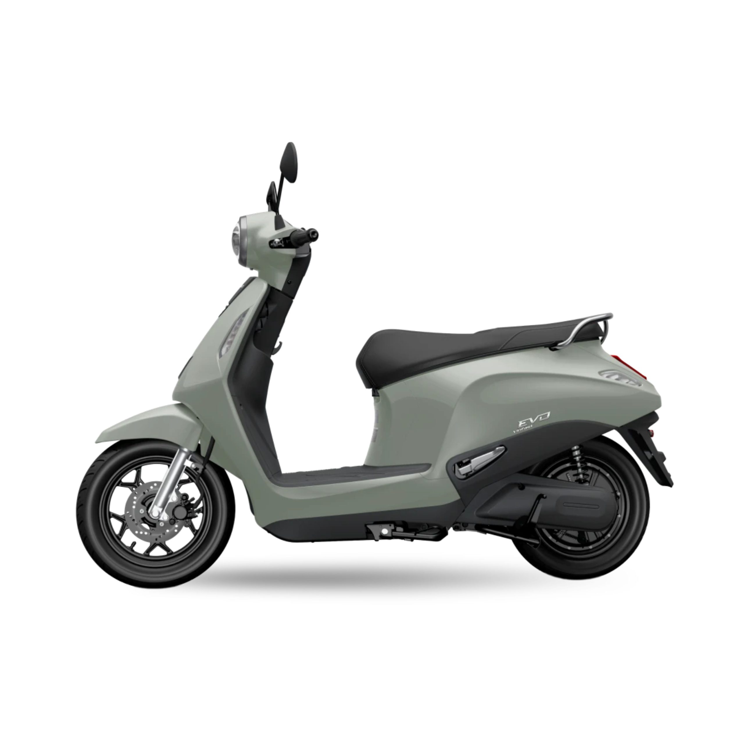 Xe máy điện VinFast thuê pin cần bằng lái Evo Max