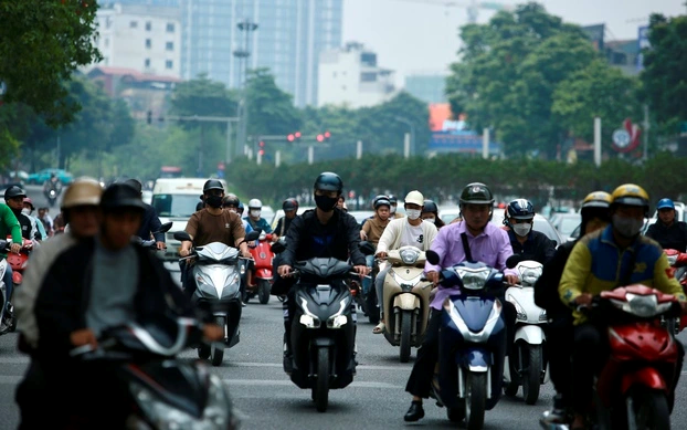 Hà Nội cấm xe máy xăng theo giờ tại Hoàn Kiếm từ 1/7: Giải pháp di chuyển mới 2026